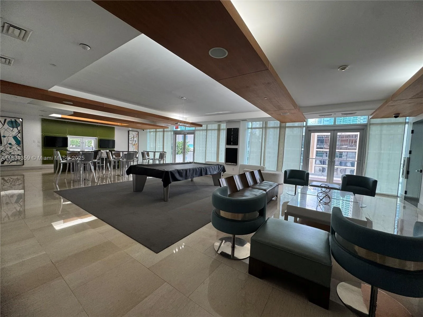 55 SE 6th St # 1801, Miami, FL 33131 photo 13