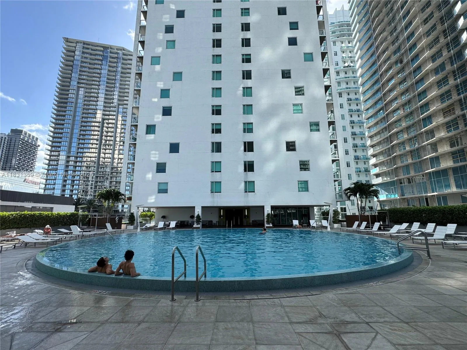 55 SE 6th St # 1801, Miami, FL 33131 photo 3