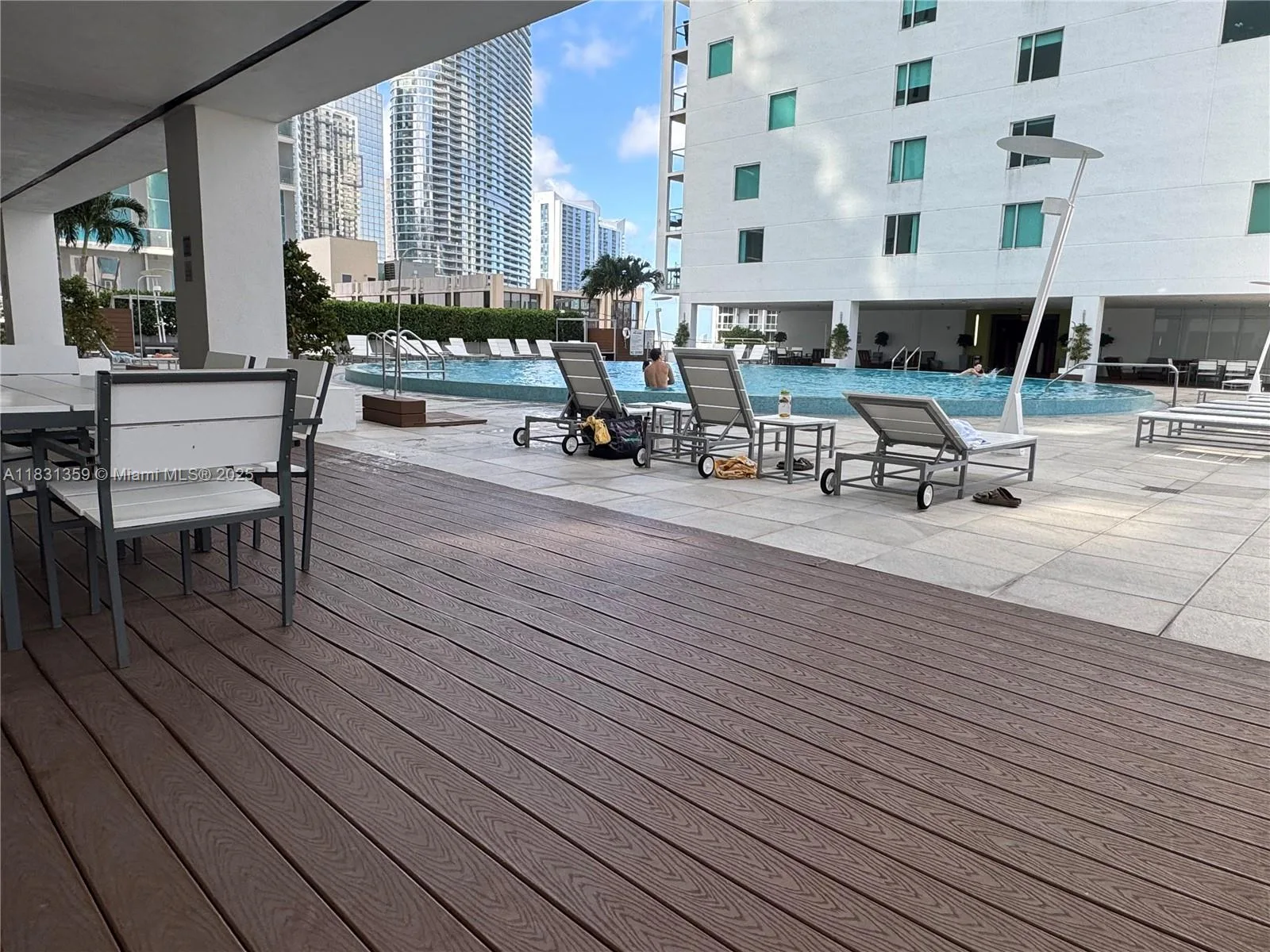 55 SE 6th St # 1801, Miami, FL 33131 photo 5