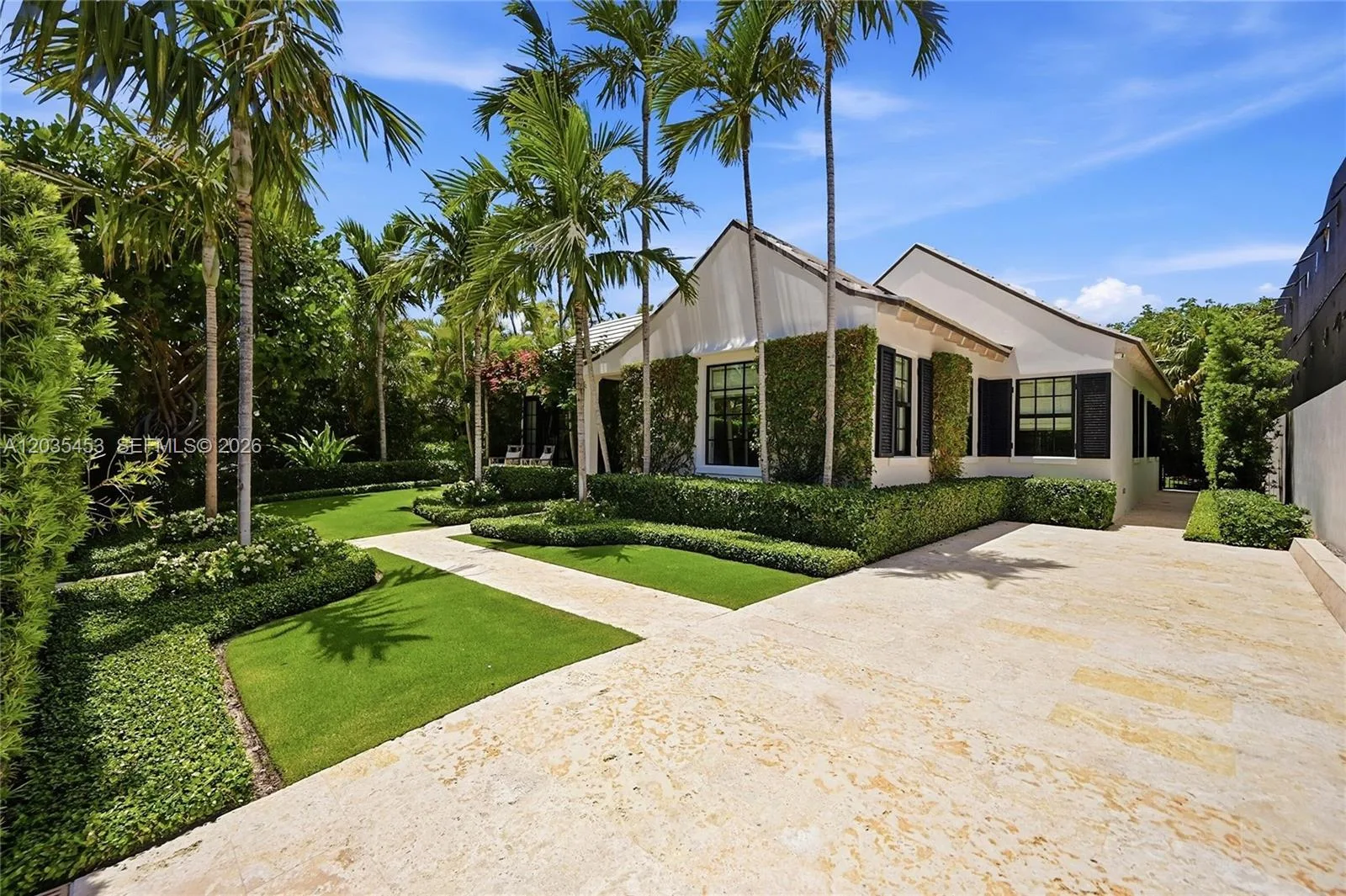 135 Chilean Ave, Palm Beach, FL 33480