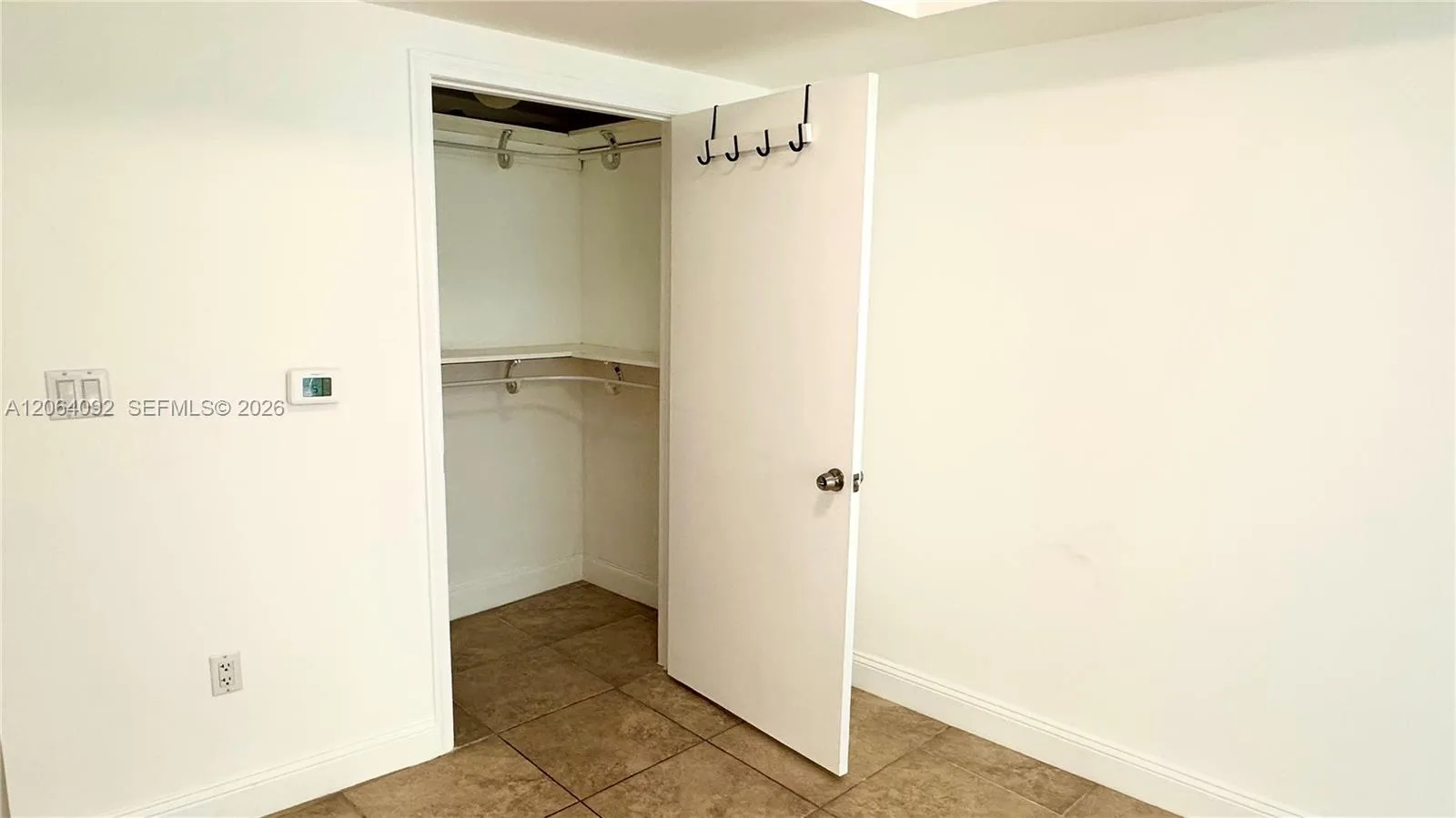 1750 N Bayshore Dr # 2607, Miami, FL 33132 photo 10