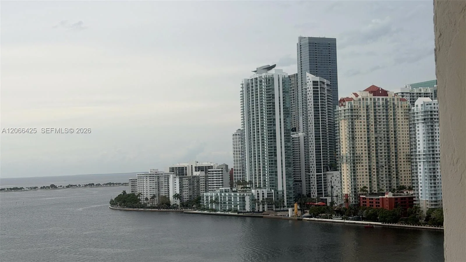 770 Claughton Island Dr # 1914, Miami, FL 33131 photo 12