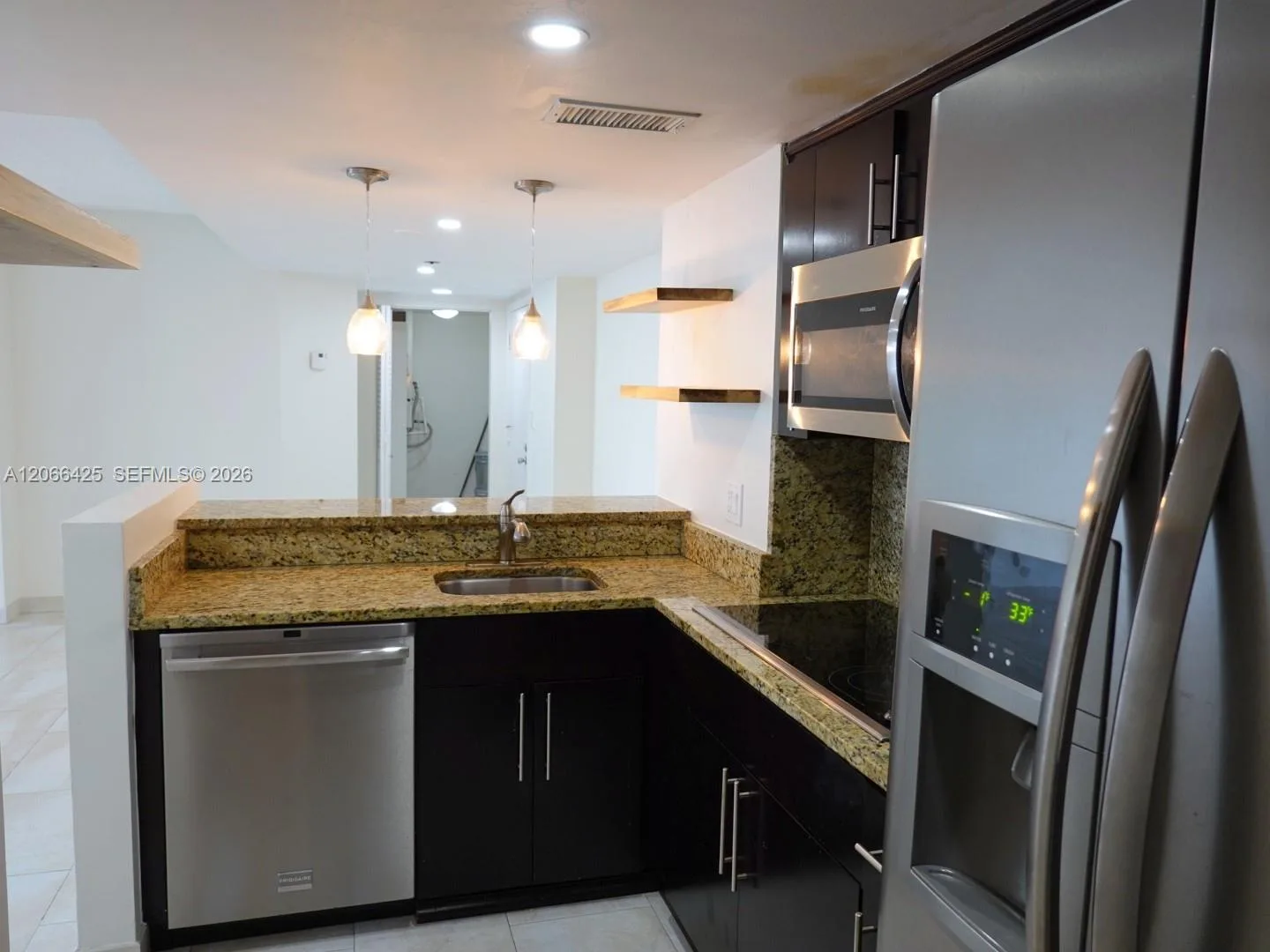 770 Claughton Island Dr # 1914, Miami, FL 33131 photo 4