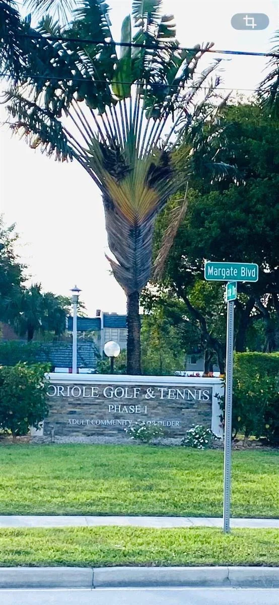 7817 Golf Cir Drive # 210, Margate, FL 33063