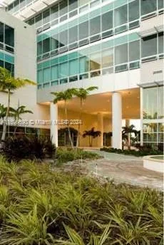20900 NE 30th Ave # 406-415, Aventura, FL 33180 photo 3