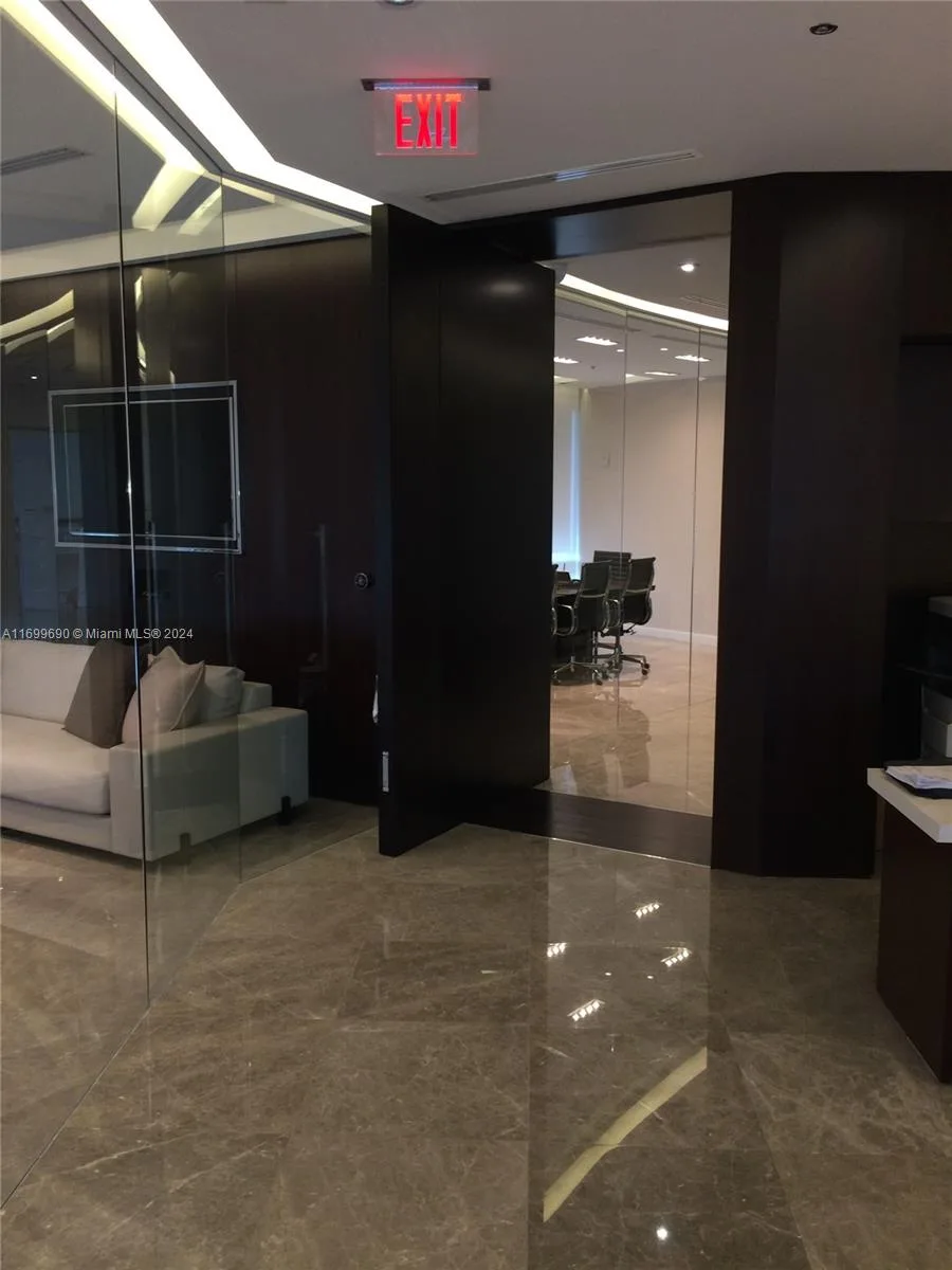 20900 NE 30th Ave # 406-415, Aventura, FL 33180 photo 5