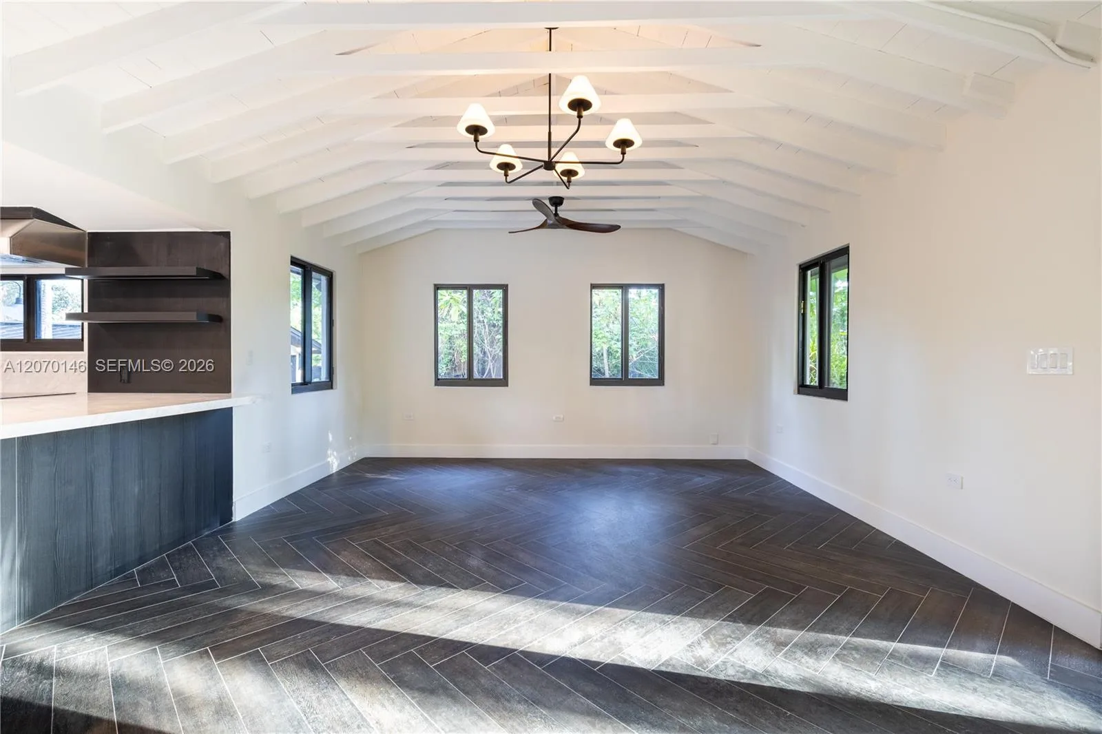 10901 NE 3rd Ave, Miami, FL 33161 photo 9