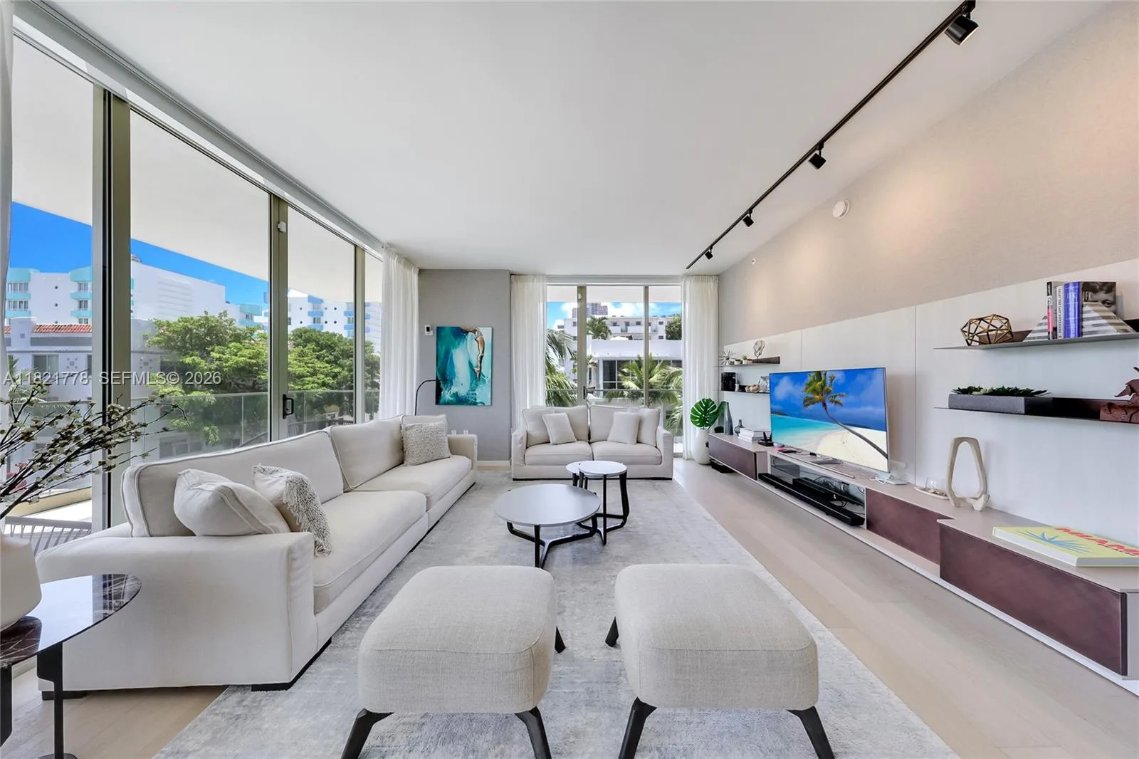 300 Collins Ave # 3D, Miami Beach, FL 33139 photo 2