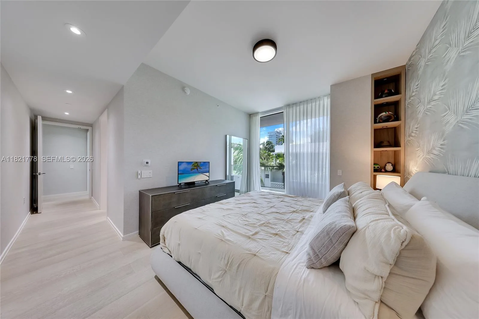 300 Collins Ave # 3D, Miami Beach, FL 33139 photo 7