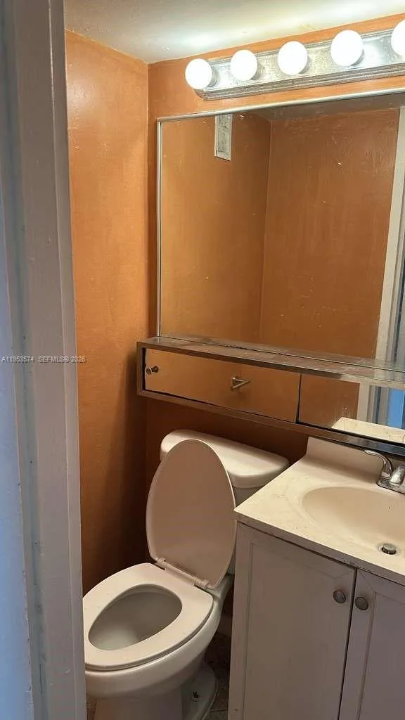 3660 NE 166TH ST # 609, North Miami Beach, FL 33160 photo 9