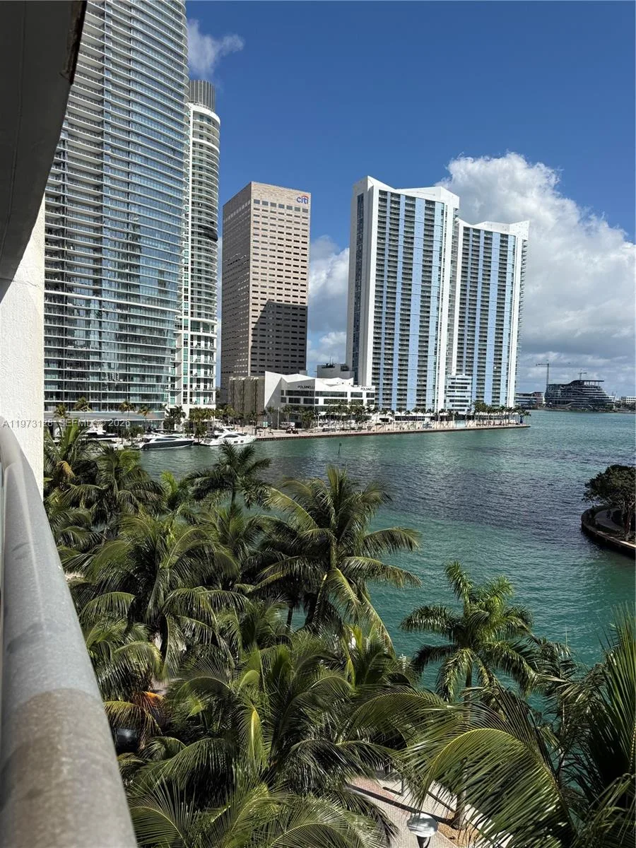 465 Brickell Ave # 619, Miami, FL 33131 photo 7