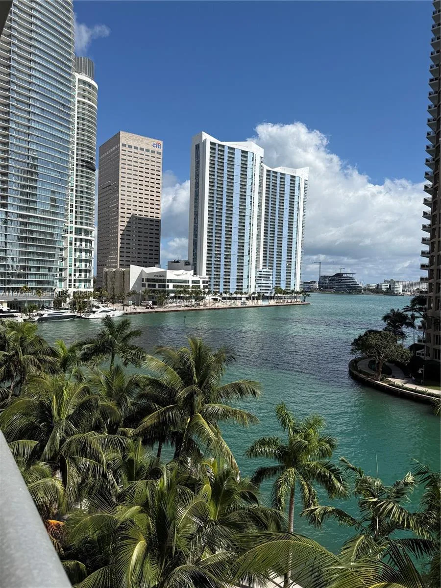 465 Brickell Ave # 619, Miami, FL 33131 photo 8