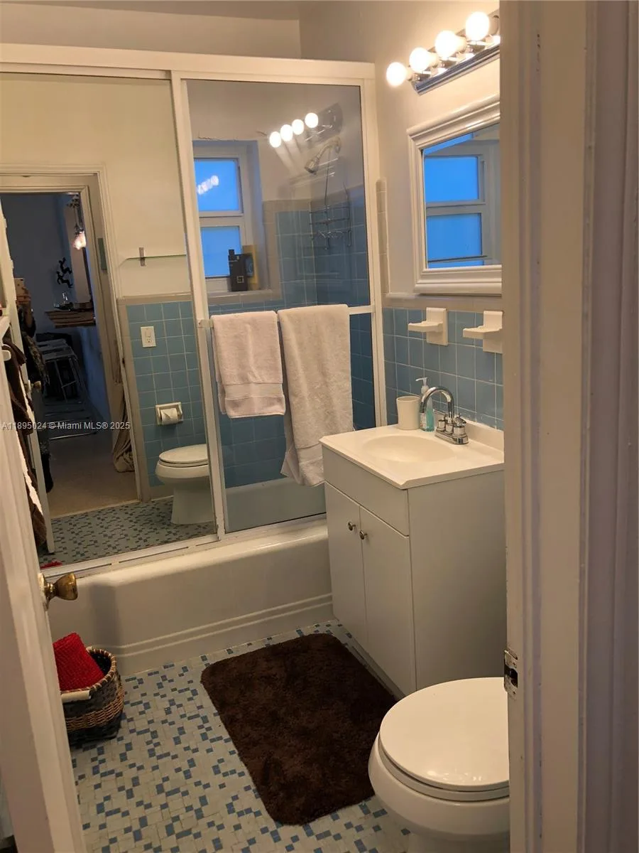 1160 SW 22nd terrace # 2, Miami, FL 33129 photo 13