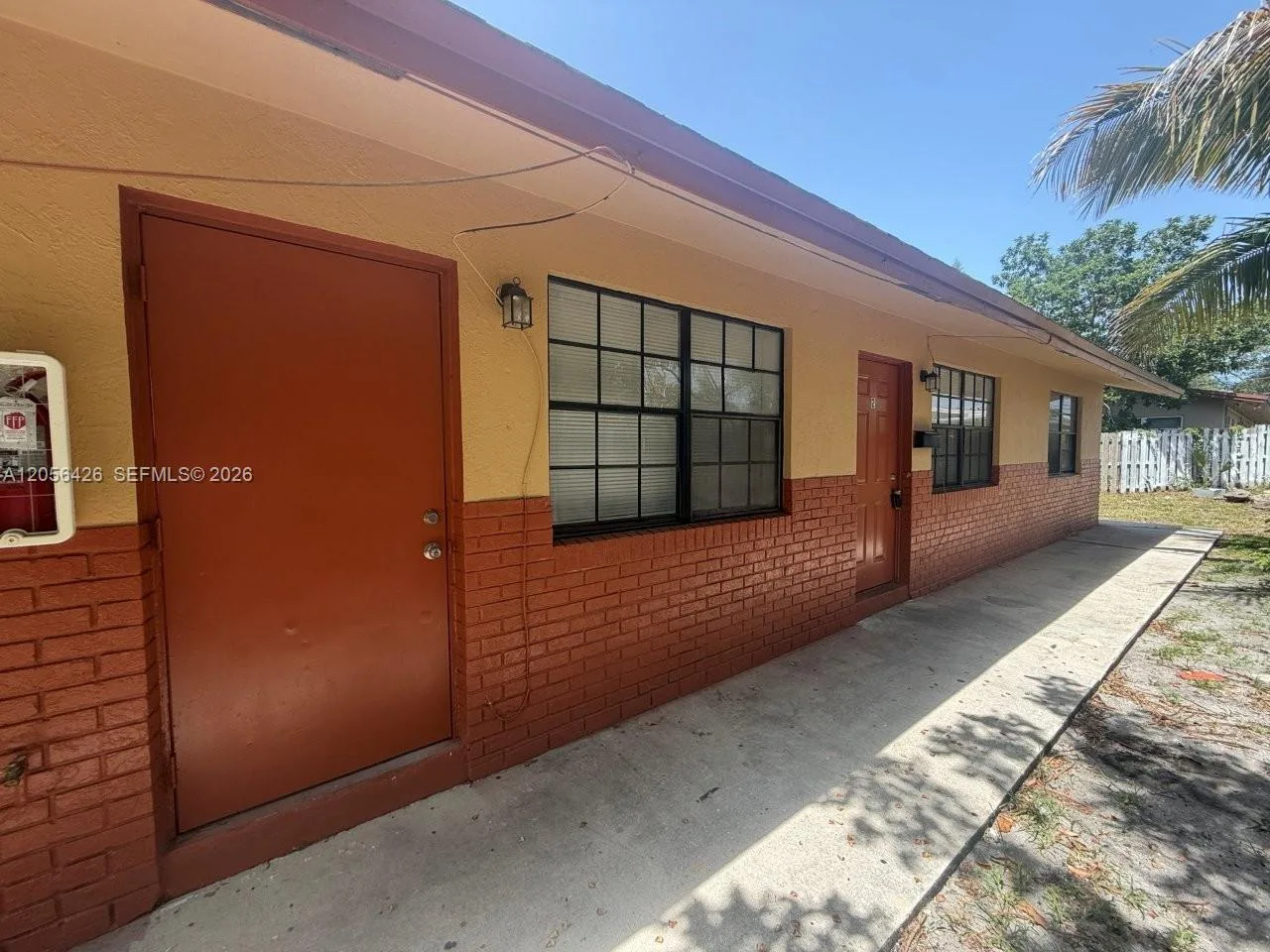 1132 NE 5th Ave # 2, Fort Lauderdale, FL 33304