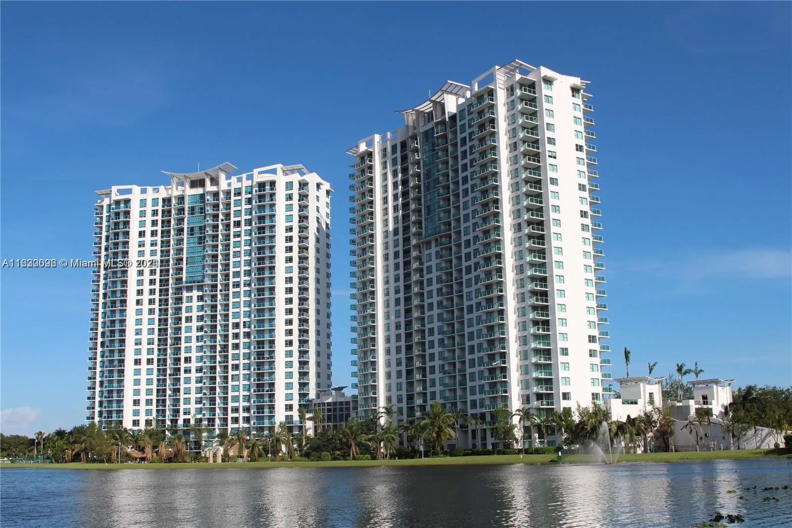 2641 N Flamingo Rd # 2007N, Sunrise, FL 33323