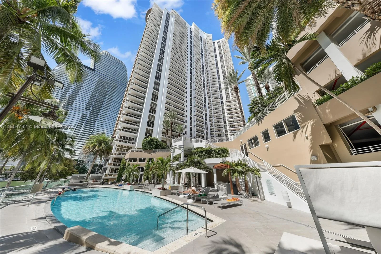 901 Brickell Key Blvd # 3002, Miami, FL 33131
