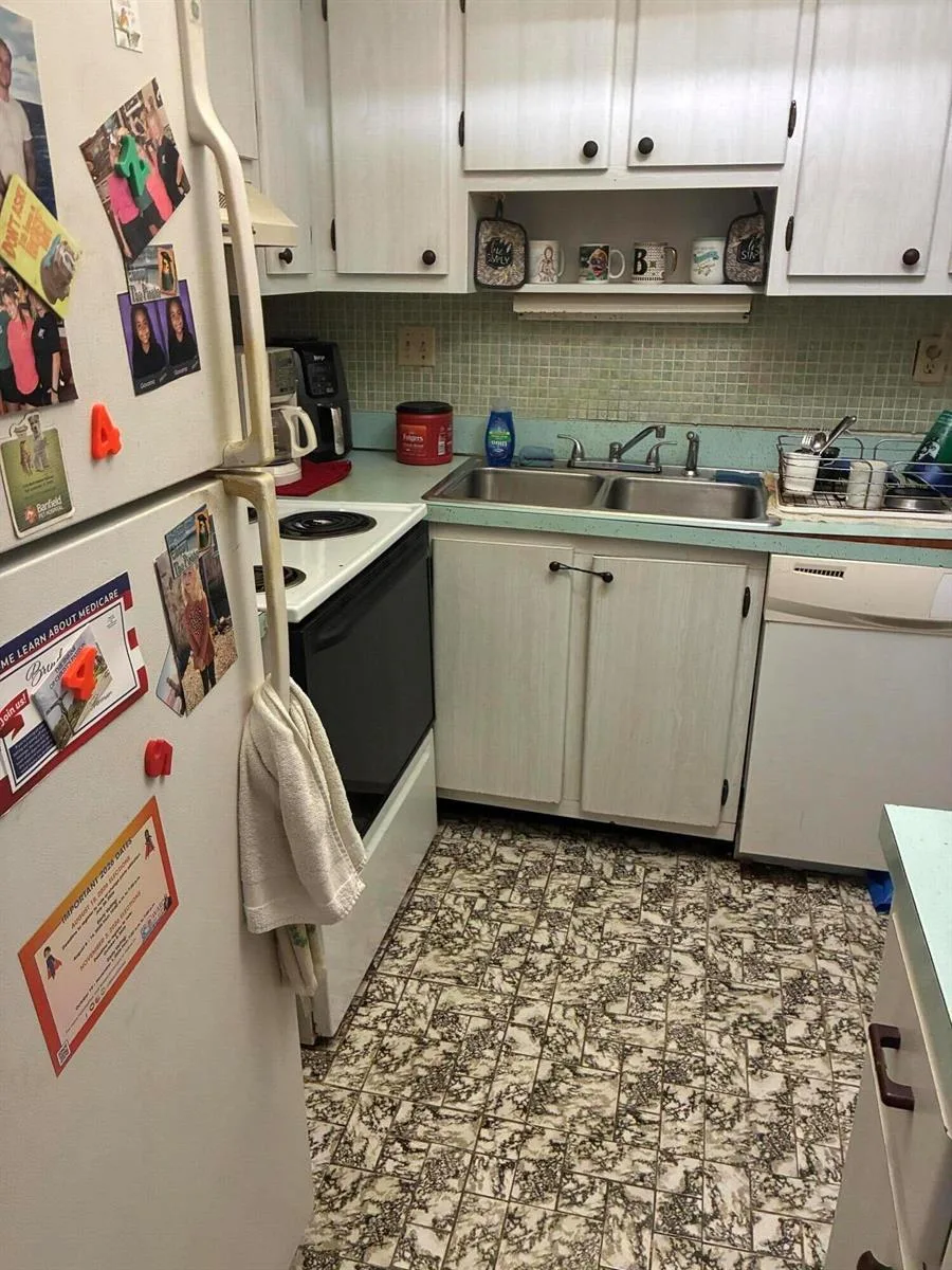 3020 NE 16th Avenue # 102, Oakland Park, FL 33334 photo 4