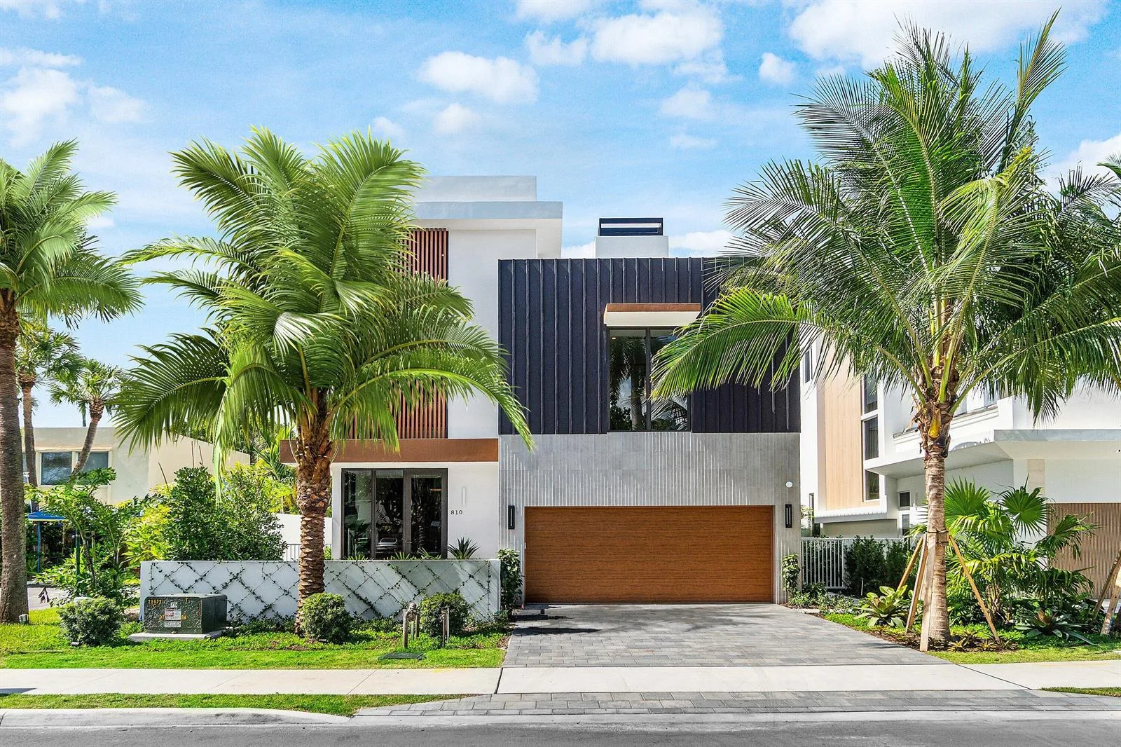 810 Palm Trail, Delray Beach, FL 33483 photo 2