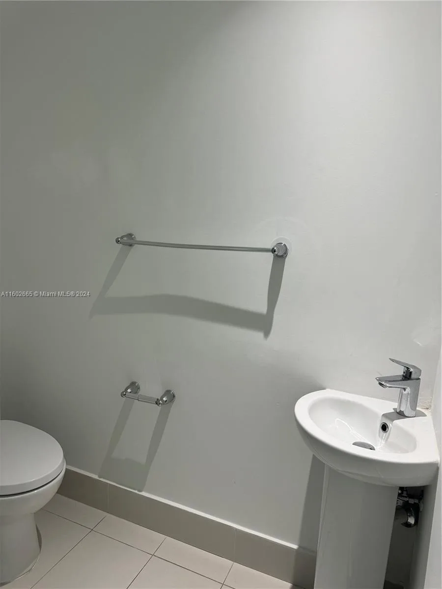 501 NE 31st St # 2304, Miami, FL 33137 photo 10