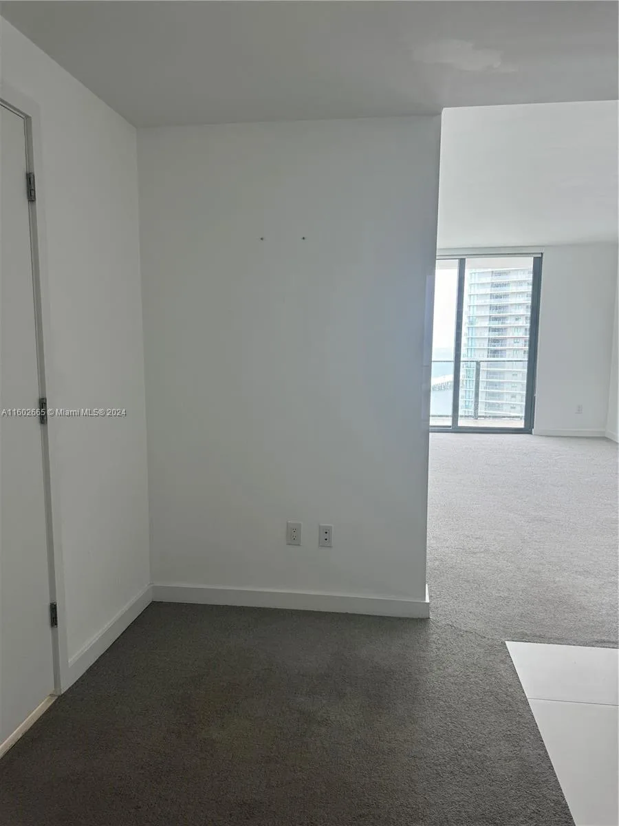 501 NE 31st St # 2304, Miami, FL 33137 photo 4