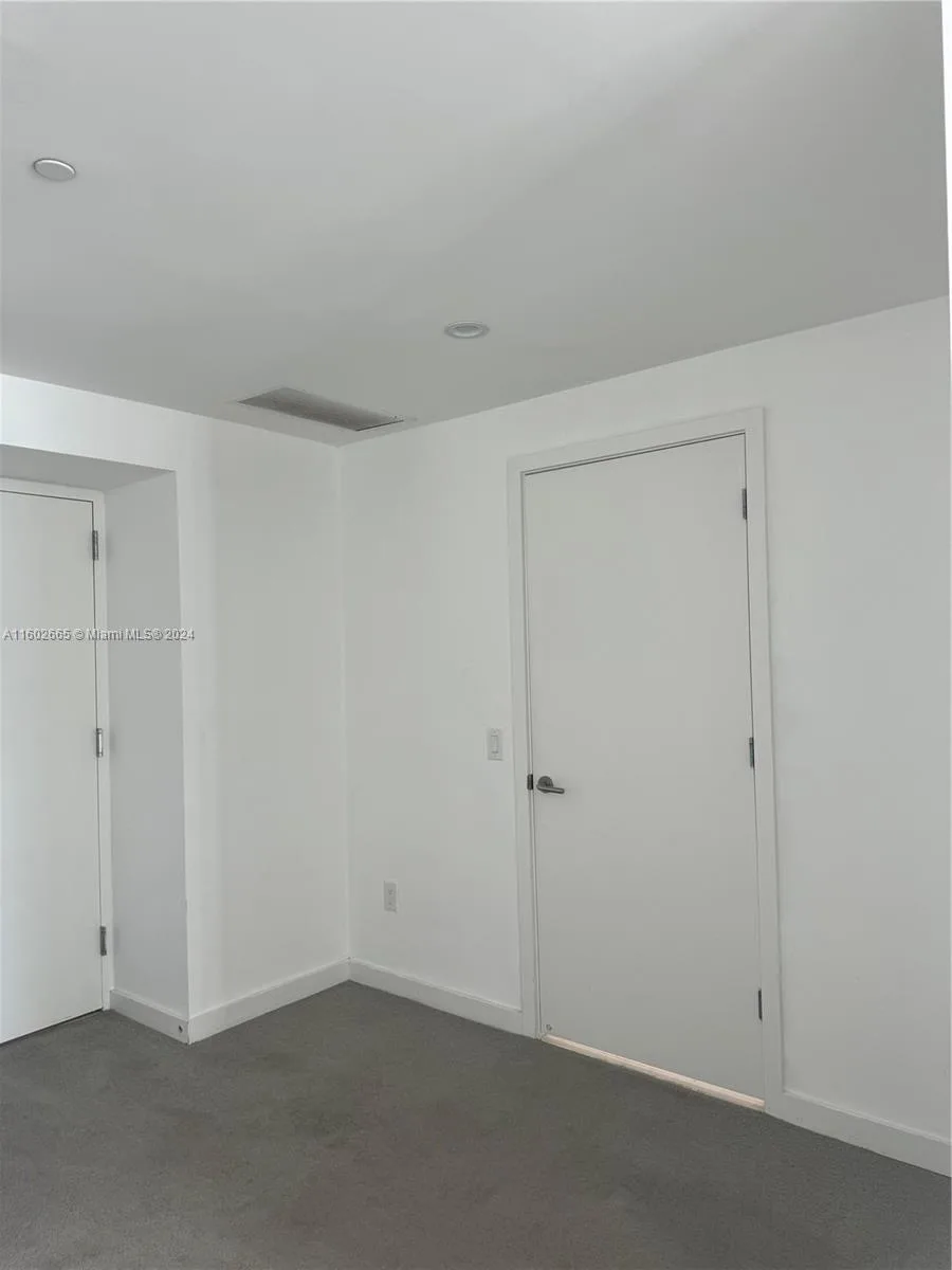 501 NE 31st St # 2304, Miami, FL 33137 photo 5