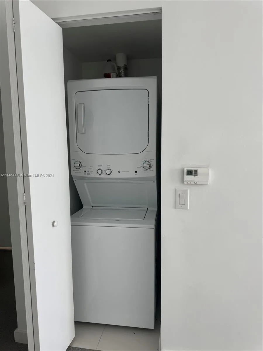 501 NE 31st St # 2304, Miami, FL 33137 photo 9