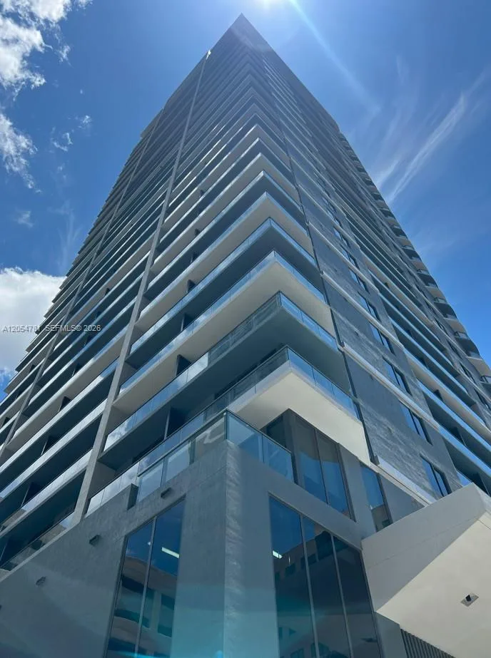 121 NE 5th St # 3710, Miami, FL 33132 photo 2