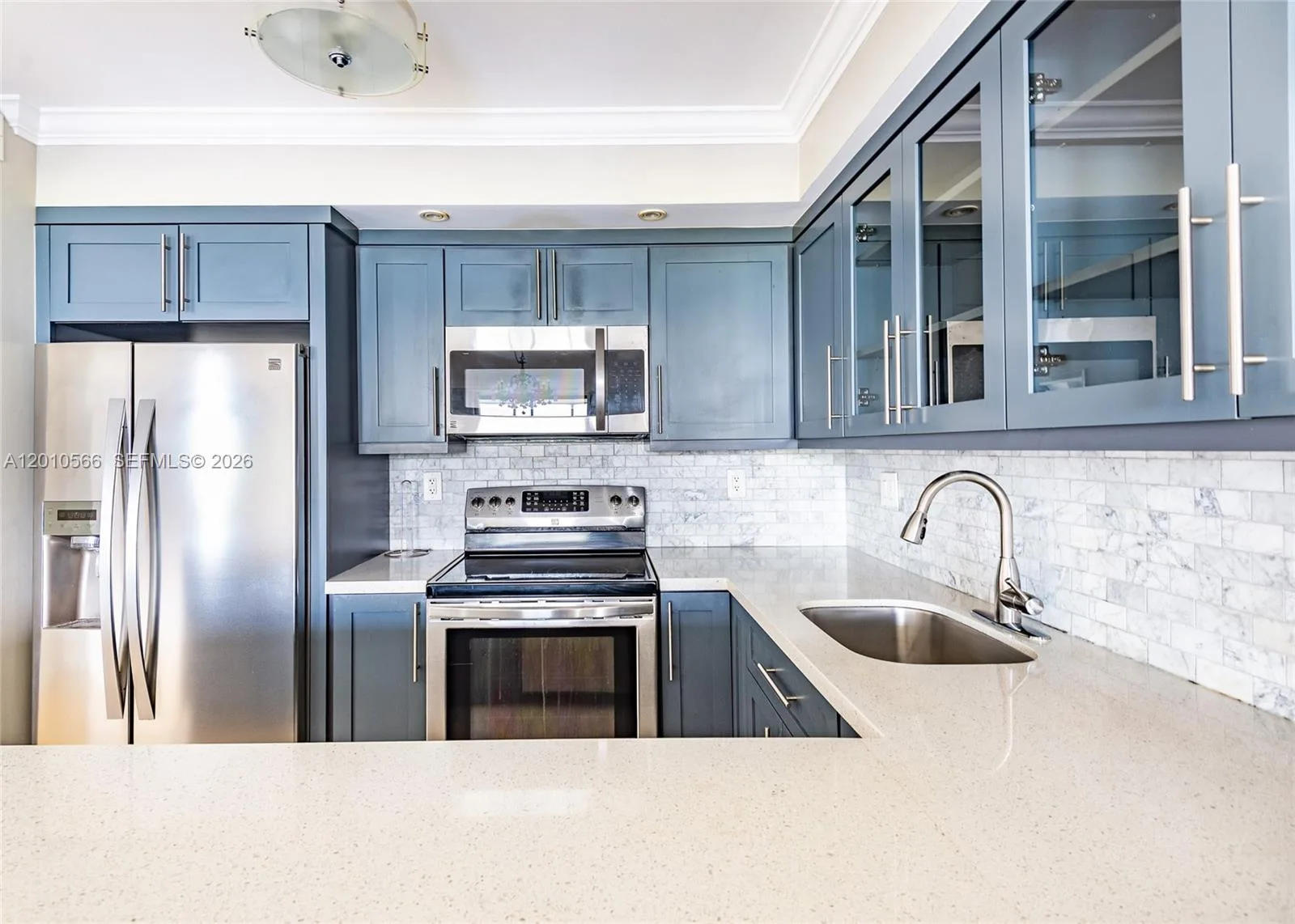 600 Three Islands Blvd # 402, Hallandale Beach, FL 33009