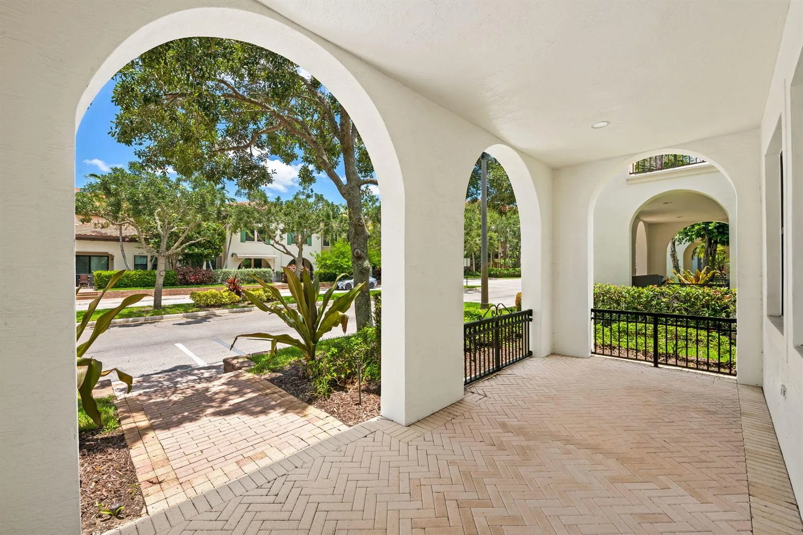 3171 NW 125th Avenue, Sunrise, FL 33323 photo 3