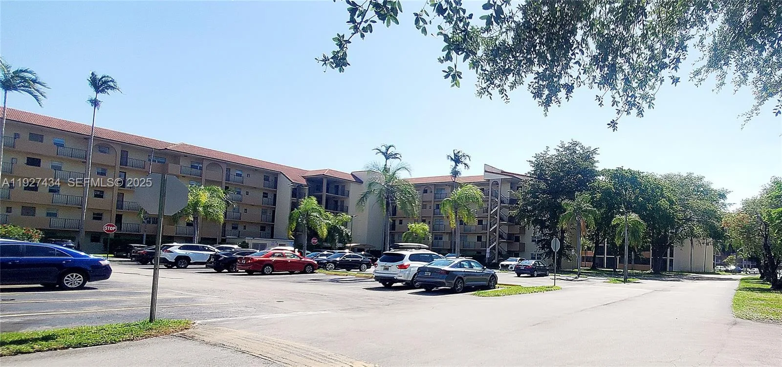3905 N Nob Hill Rd # 510, Sunrise, FL 33351 photo 2