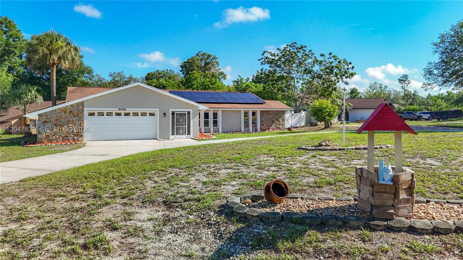 8209 Chaucer Dr, Spring Hill, FL 34607 photo 3