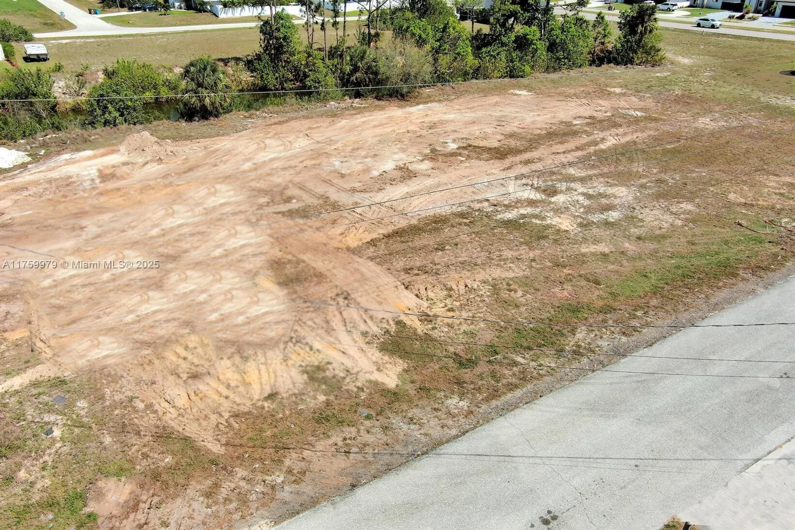 1611 NW 2nd St, Cape Coral, FL 33993 photo 9