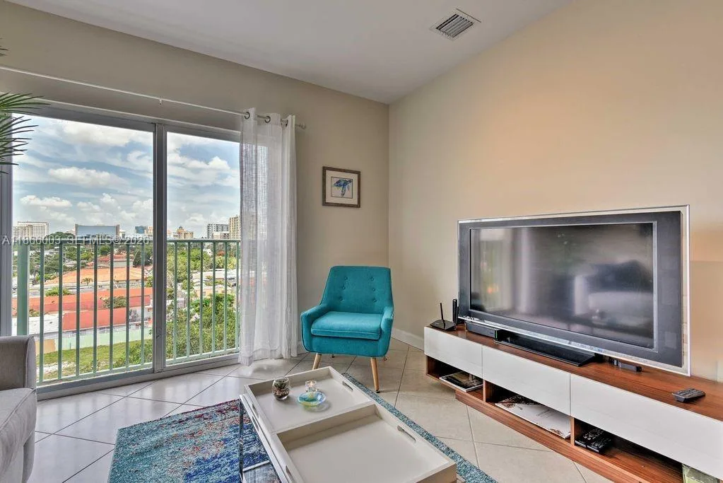 2280 SW 32nd Ave # 509, Miami, FL 33145 photo 3