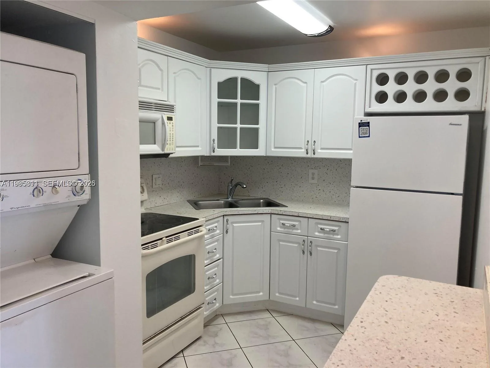 8321 NW 7th St # 1-307, Miami, FL 33126 photo 11
