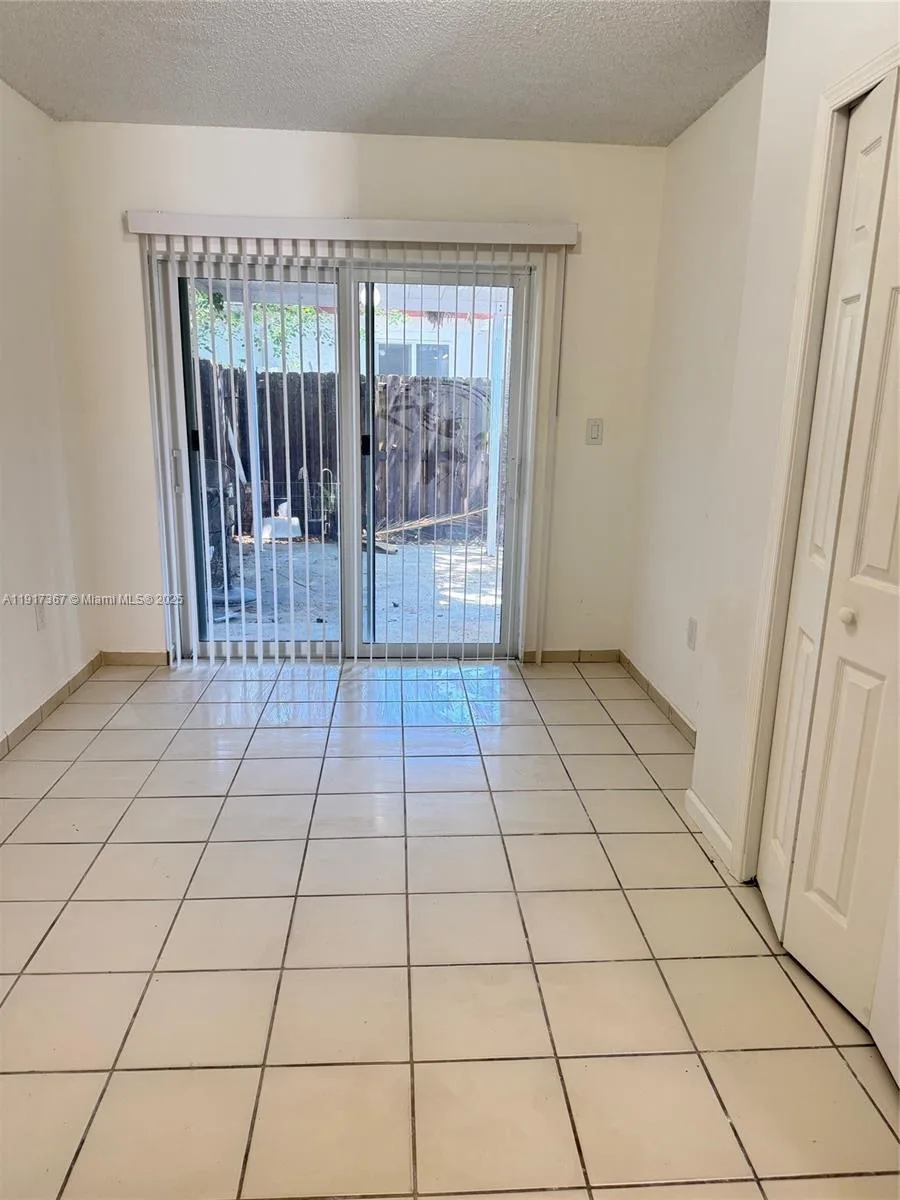 8419 SW 209th St, Cutler Bay, FL 33189 photo 12