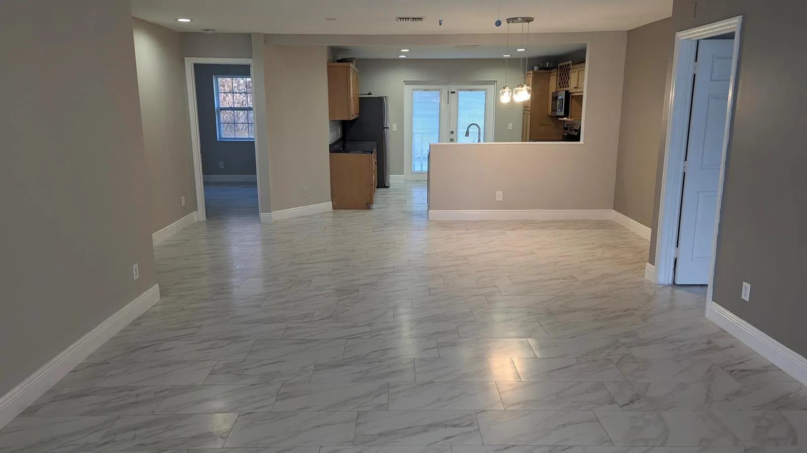 795 Rolling Hill Drive, Sebastian, FL 32958 photo 4