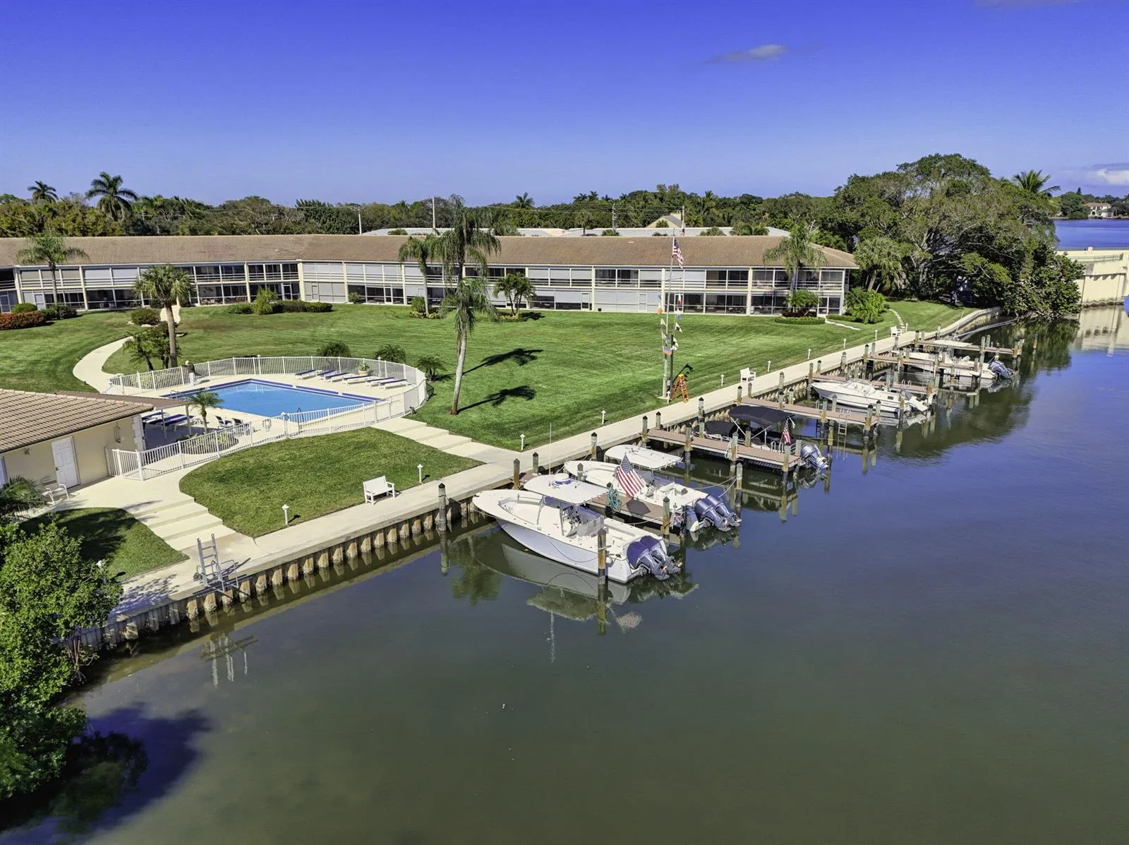 478 Tequesta Drive # 205, Tequesta, FL 33469