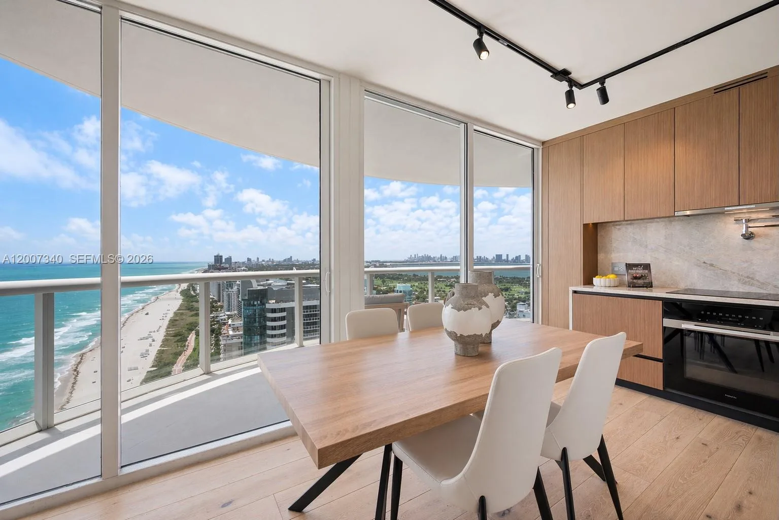 6365 Collins Ave # 3904, Miami Beach, FL 33141 photo 6