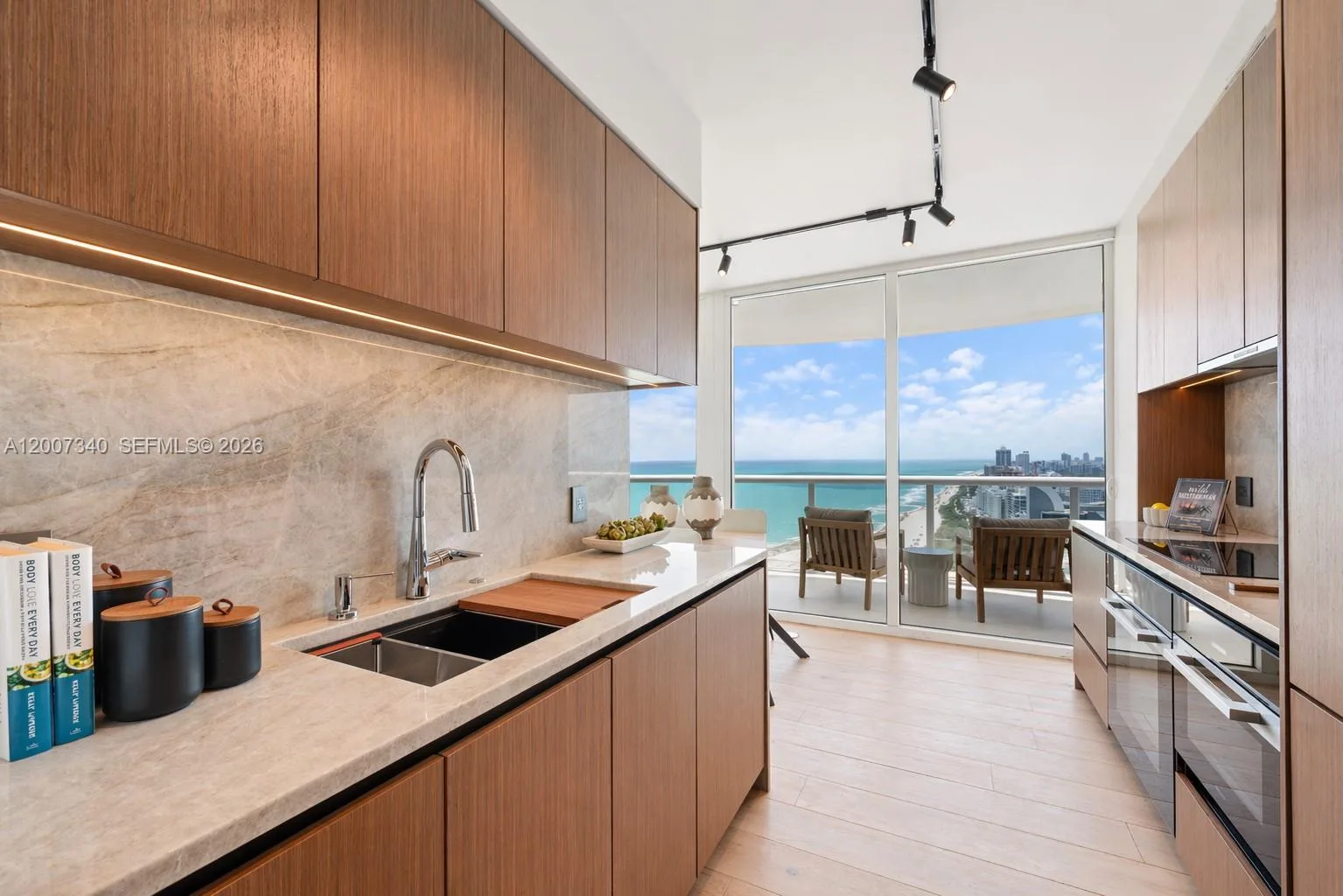 6365 Collins Ave # 3904, Miami Beach, FL 33141 photo 7