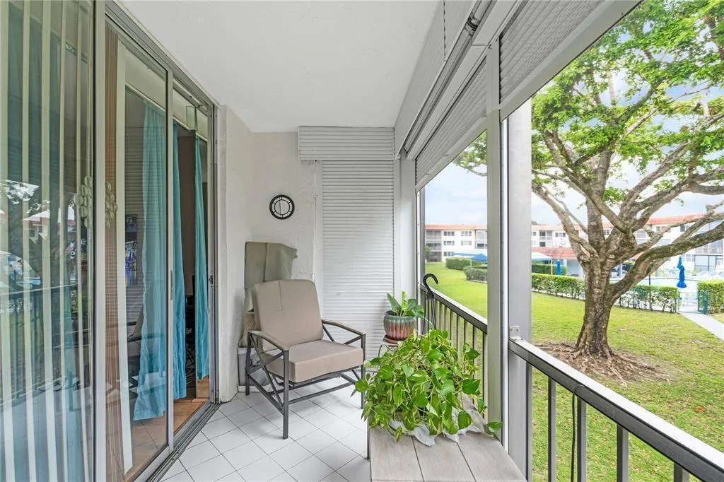 9800 N Hollybrook Lake Drive # 202, Pembroke Pines, FL 33025 photo 12