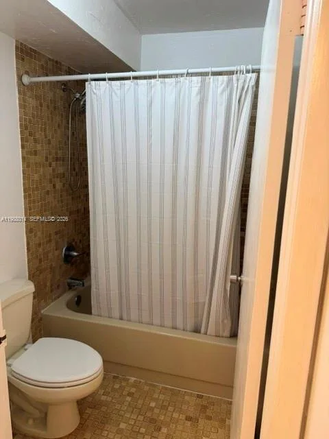 10825 SW 112 AV # 6-215, Miami, FL 33176 photo 10