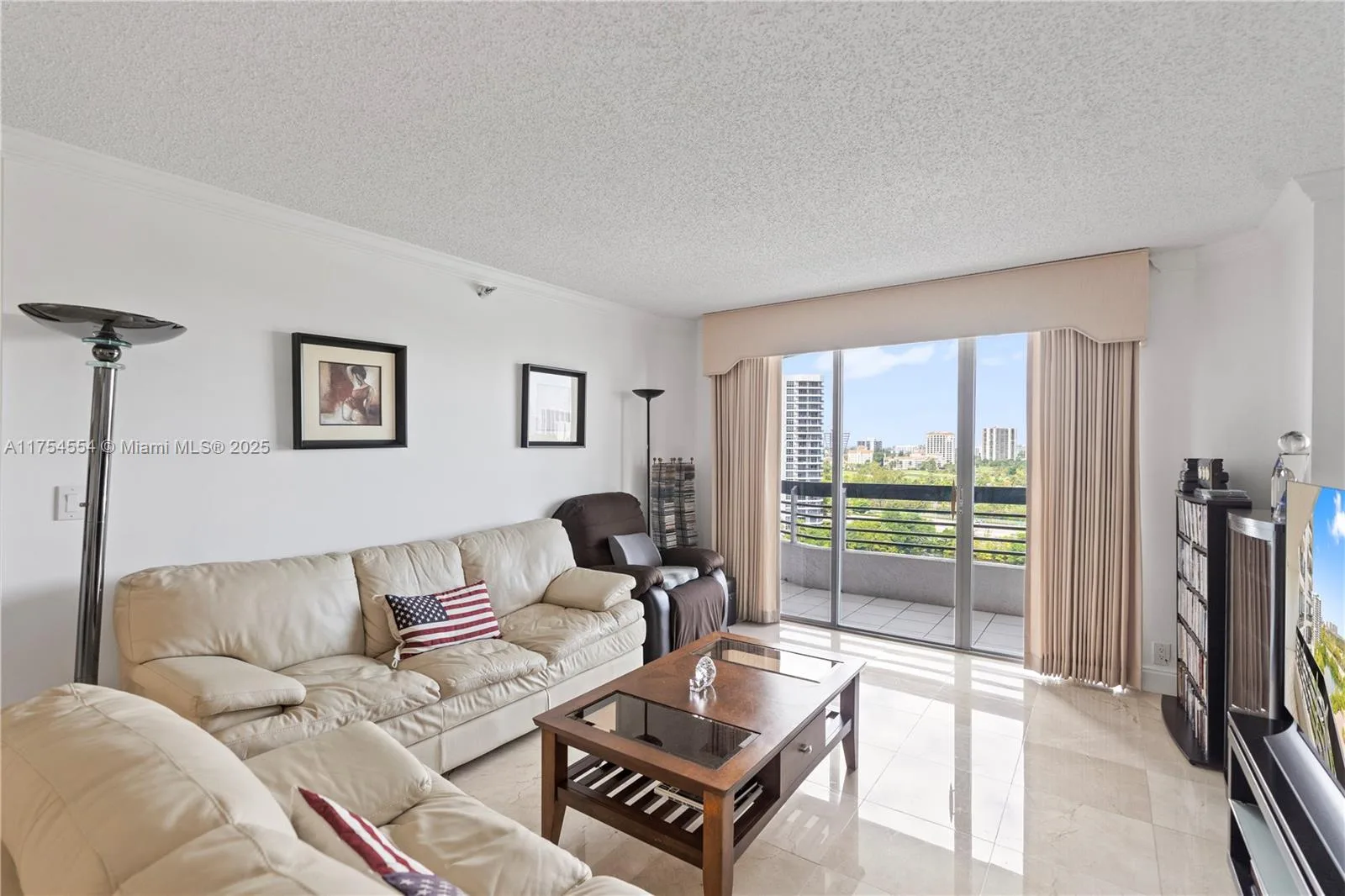 3530 Mystic Pointe Dr # 1508, Aventura, FL 33180 photo 2