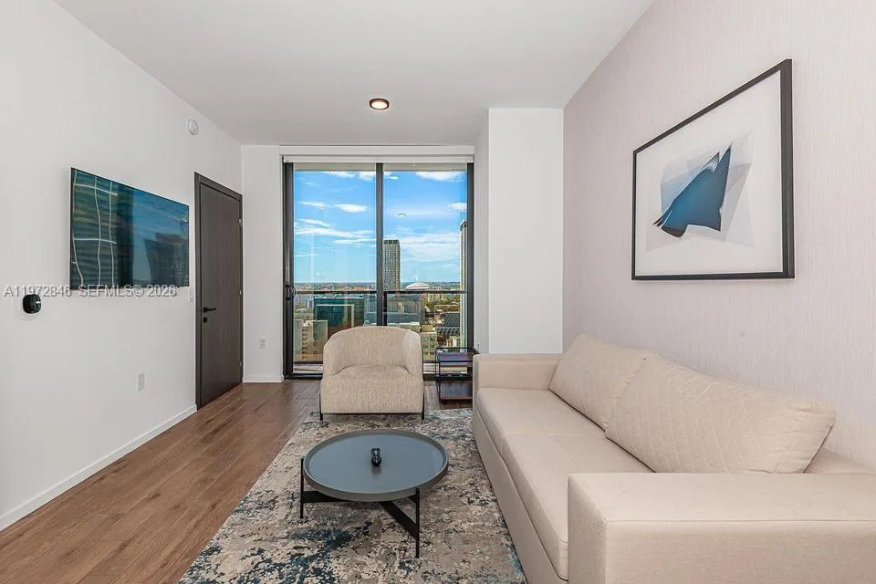 398 NE 5th St # 2418, Miami, FL 33132 photo 7