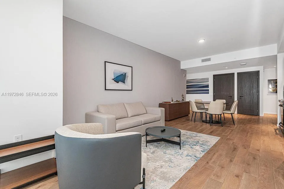 398 NE 5th St # 2418, Miami, FL 33132 photo 8