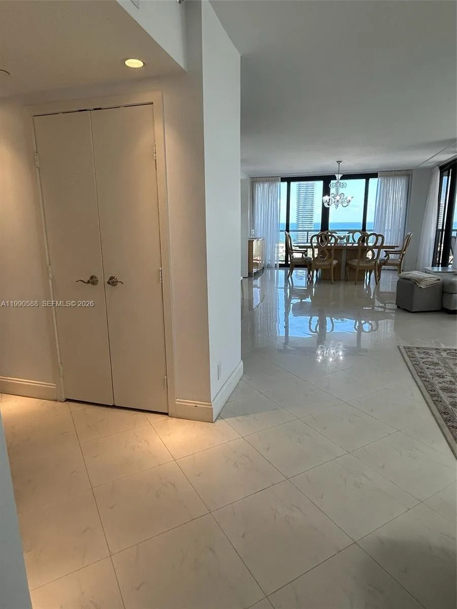 19667 TURNBERRY WAY # 18-K, Aventura, FL 33180 photo 5