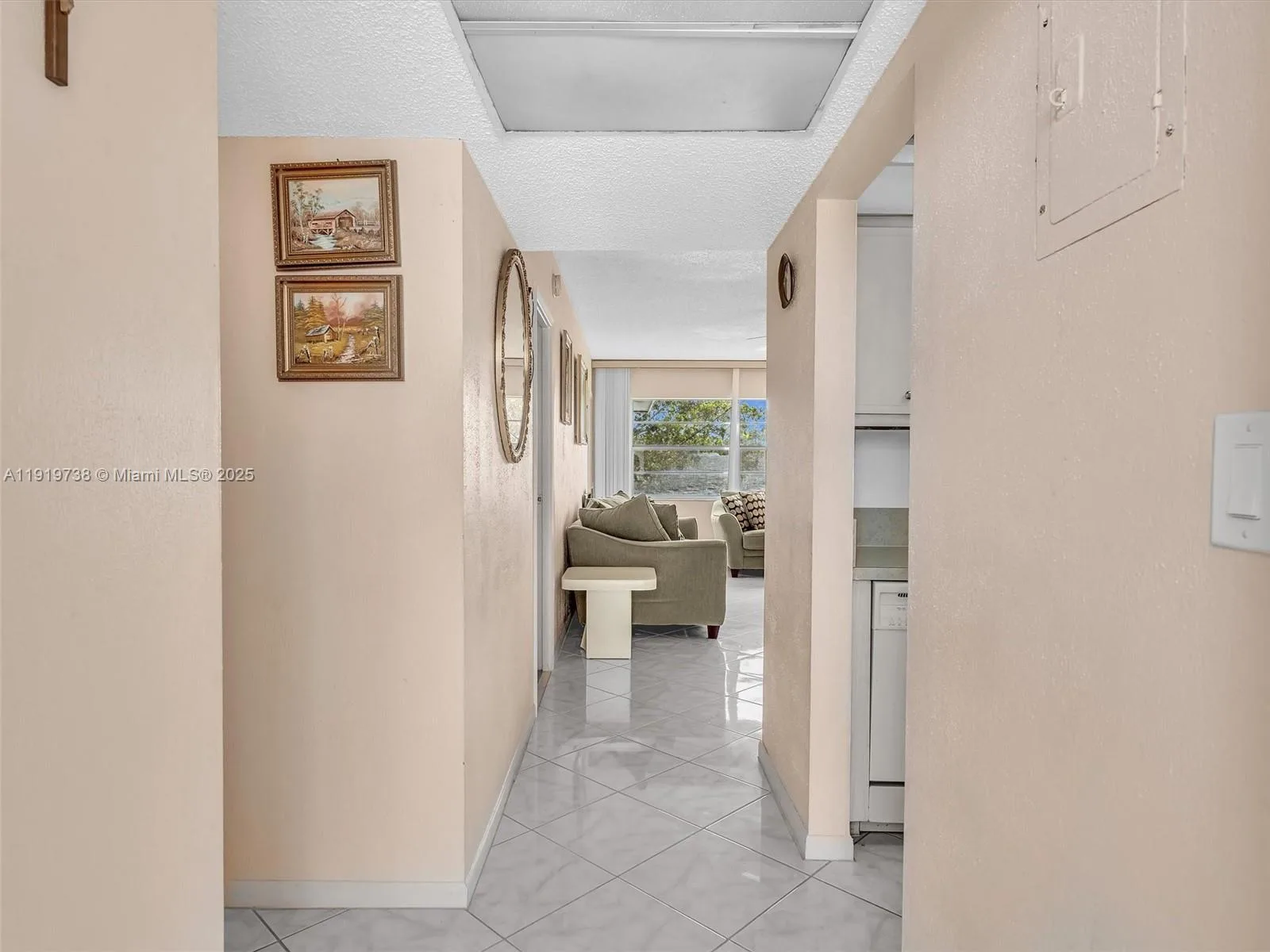 5102 NW 36th St # 607, Lauderdale Lakes, FL 33319 photo 3