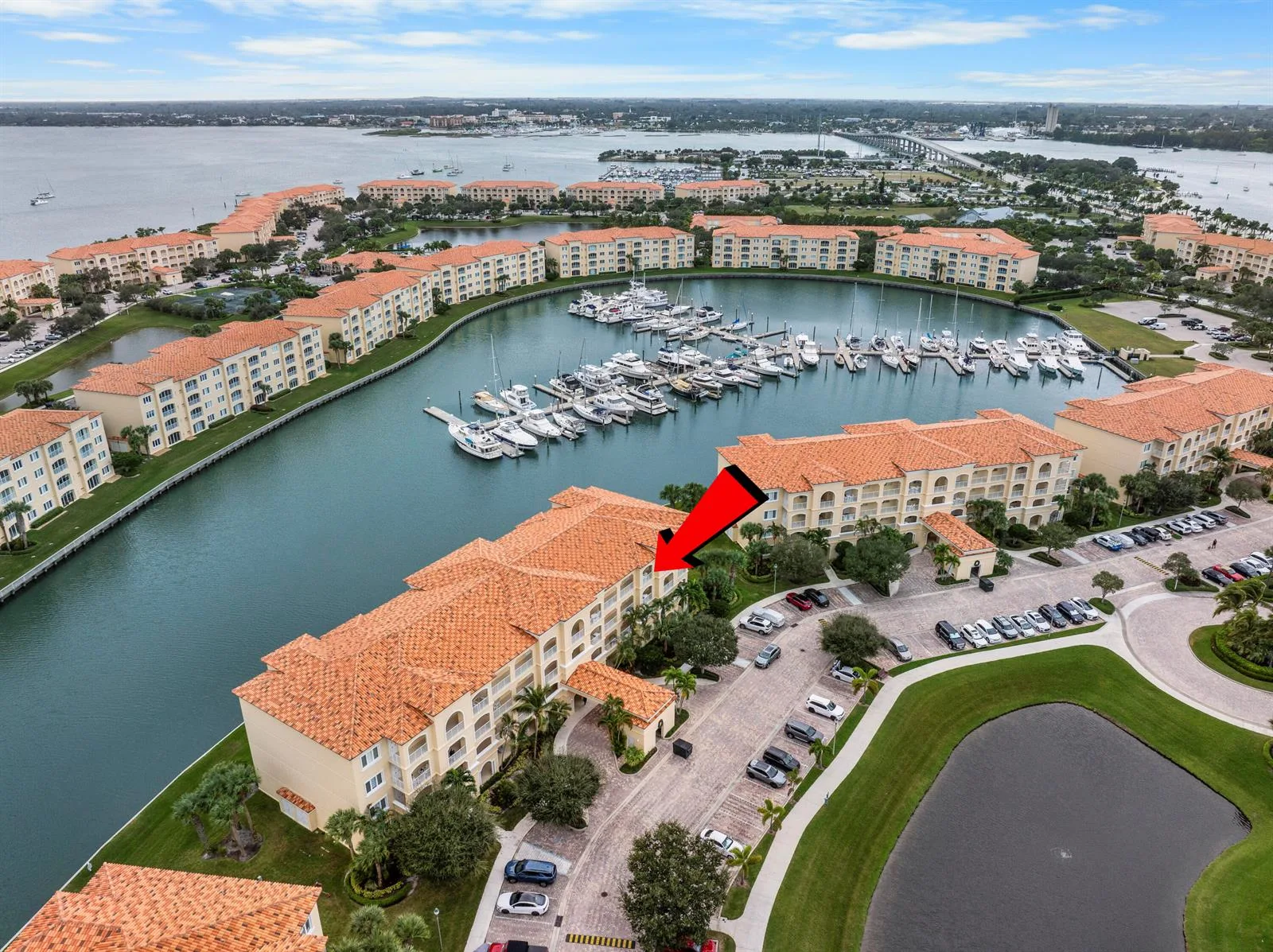 8 Harbour Isle Drive E # Ph5, Fort Pierce, FL 34949