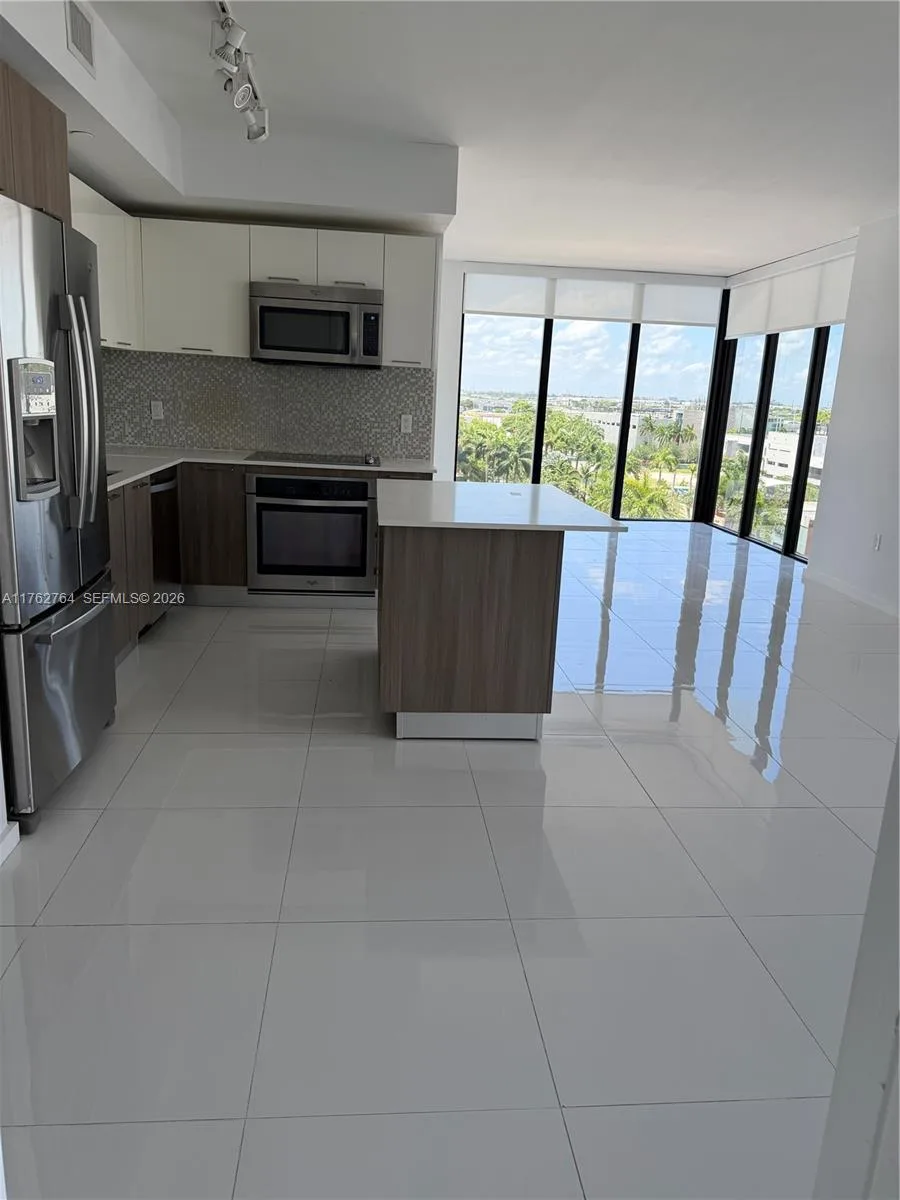 5252 NW 85th Ave # 511, Doral, FL 33166 photo 3