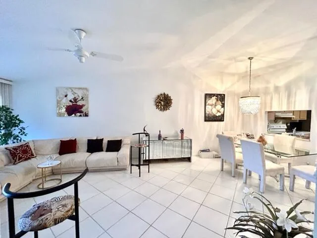 9279 Wedgewood Drive # B20, Tamarac, FL 33321 photo 4