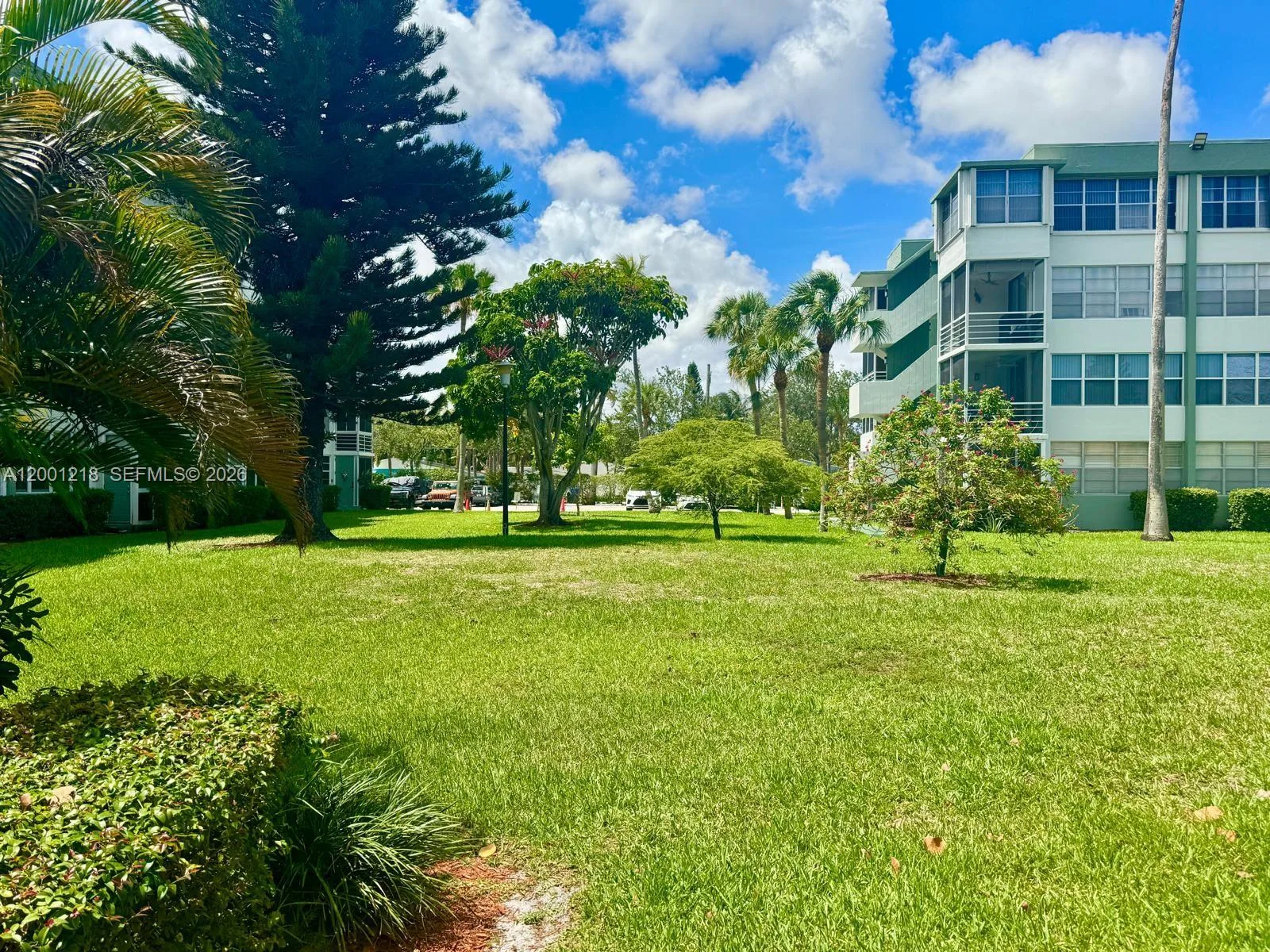 2741 Taft St # 404, Hollywood, FL 33020